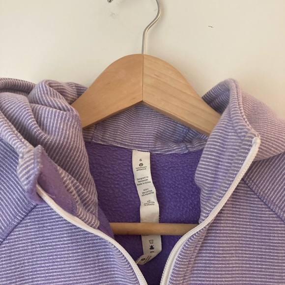 Lululemon Zip Hoodie size 6 - Picture 5 of 9